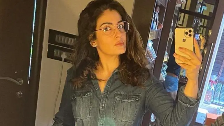 Raveena Tandon relives 'bachpan ki yaadien' with Meccano toys; See her post Raveena Tandon
