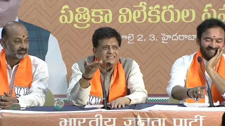 Telangana: Intel officer caught taking pic of BJP's resolution at Hyderabad meet BJP