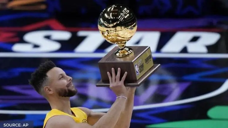 Steph Curry dedicates second career three-point contest win to teammate Klay Thompson steph curry