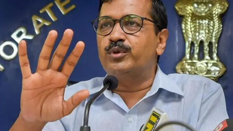 Kejriwal appeals to migrant workers not to leave, says arranging food, shelter for them