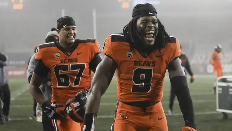 Wisconsin CB Wildgoose says he plans to enter NFL draft