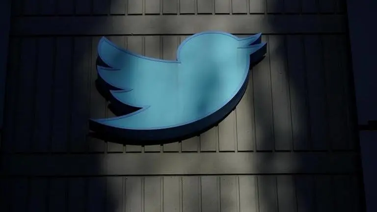 Twitter users run into service issues after Musk imposes daily limits on reading tweets Twitter logo