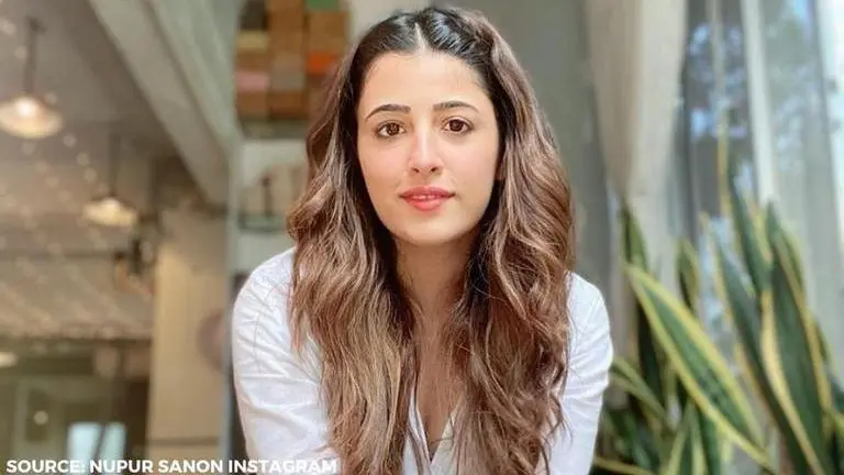 Nupur Sanon releases the cover of 'Baari' after she received "a lot of requests" from fans nupur sanon