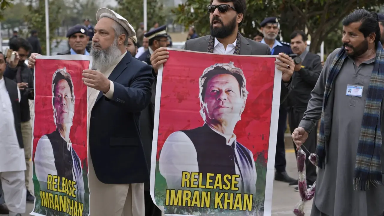 Pakistan Imran Khan New Parliament