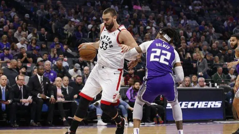 Siakam, Lowry come up big to lead Raptors past Kings 118-113 Siakam, Lowry come up big to lead Raptors past Kings 118-113
