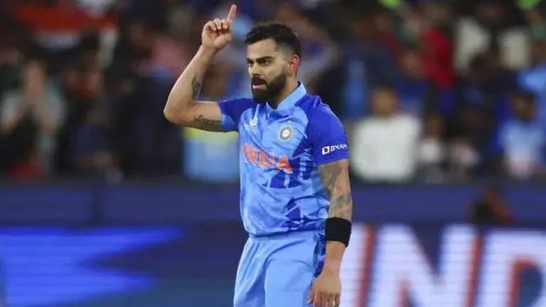 Ex-India batting coach picks 'best ever T20 knock' by Indian batter, snubs Kohli's 82 runs India, Virat Kohli, Kohli, India vs Pakistan, Sanjay Bangar, Virat Kohli batting, Yuvraj Singh, Yuvraj Singh batting, Virat Kohli vs Pakistan