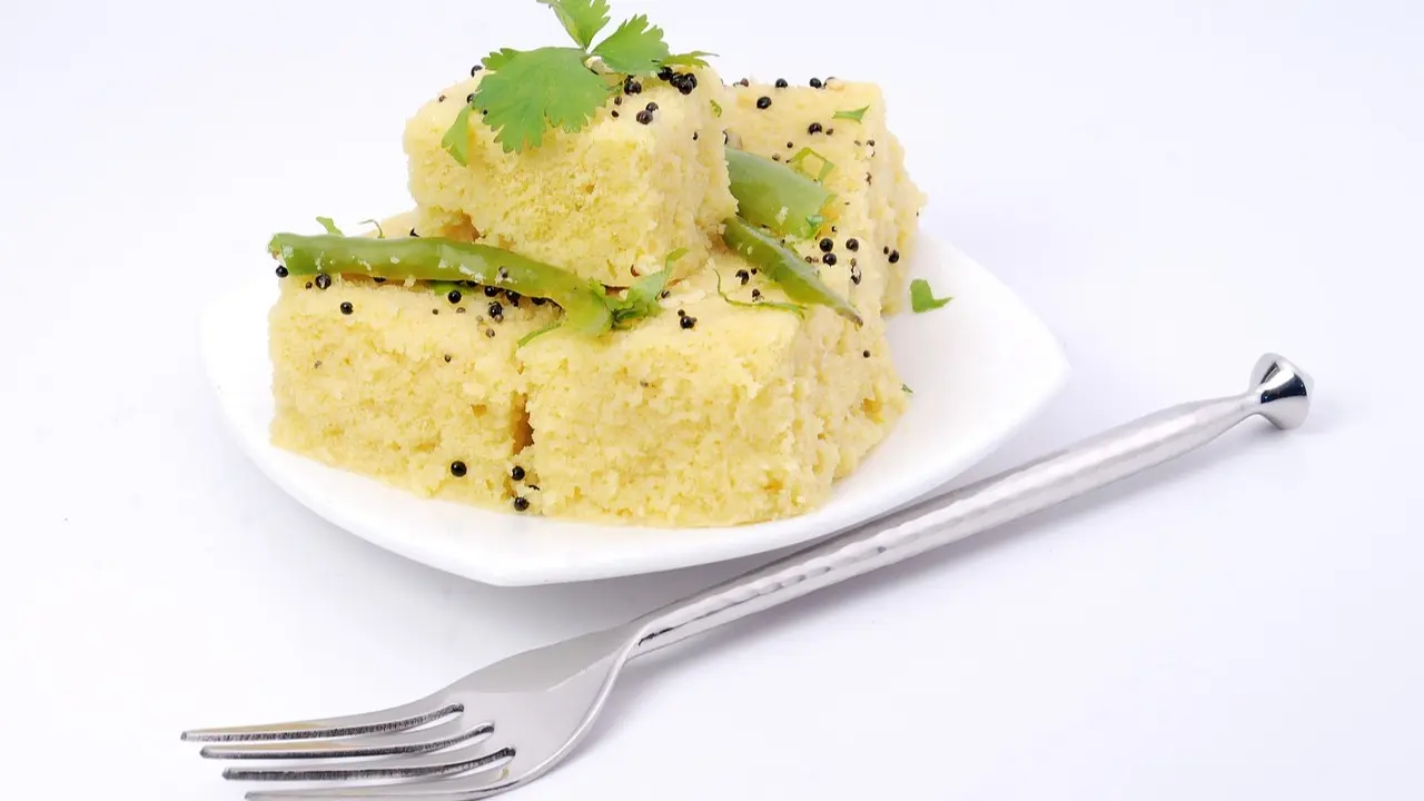 High-protein Besan Recipes For Healthy And Quick Breakfast Meals Dhokla is an easy besan recipe