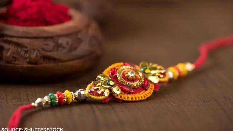 Raksha Bandhan wishes in Hindi that one can send to their siblings raksha bandhan wishes in hindi