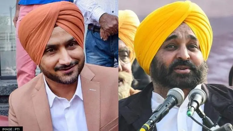 Harbhajan congratulates 'friend' Bhagwant Mann on becoming new Punjab CM; 'What a picture' Harbhajan Singh