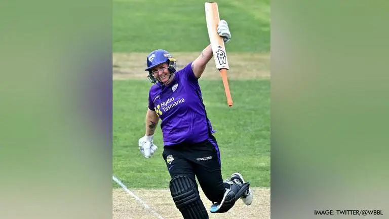 Hobart Hurricanes' skipper Rachel Priest scores first century of WBBL 2021: Watch Rachel Priest