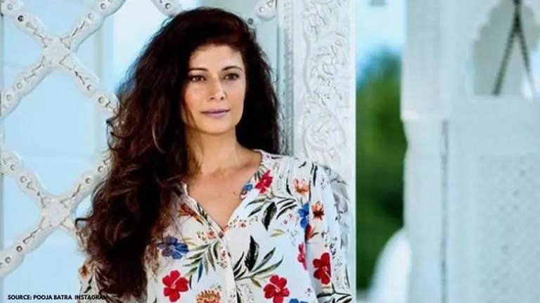 US Elections 2020: Actor Pooja Batra heads out to vote, posts stunning selfie US Elections 2020