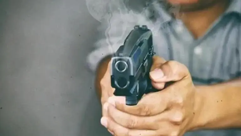 3 killed as two groups fire at each other over land dispute in UP's Bareilly Faridpur