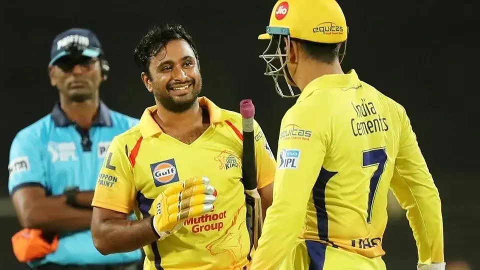 Ambati Rayudu sheds light on MS Dhoni's captaincy in the IPL Ambati Rayudu and MS Dhoni