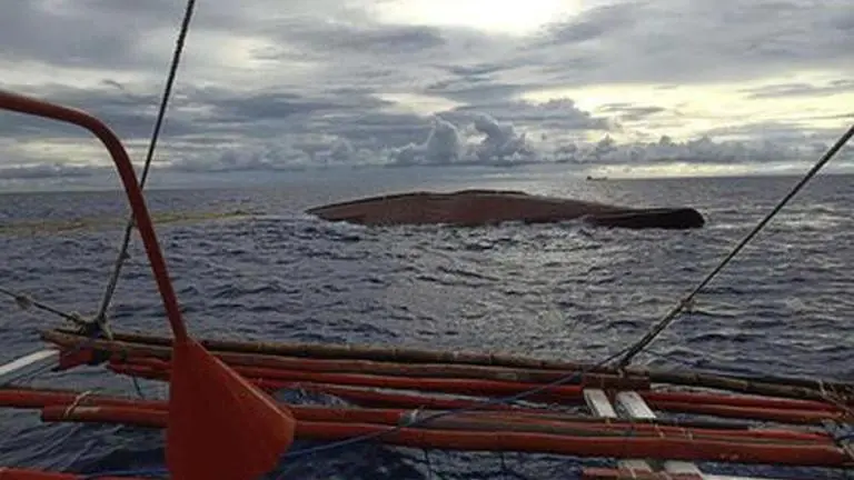 14 missing from fishing boat after Philippine sea collision