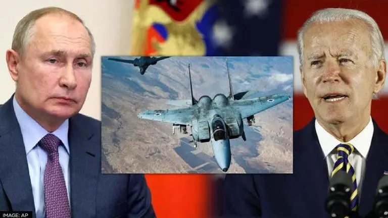 US flies 2nd spy plane over Ukraine to 'gather intel' on Russian troops, claim reports US Air Force