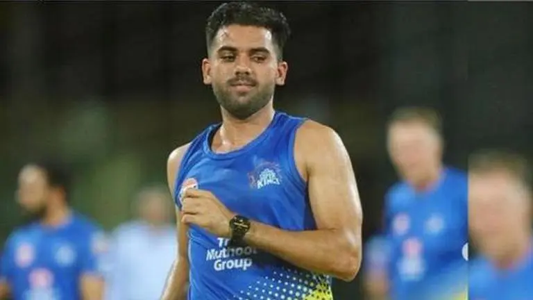 Deepak Chahar posts THIS motivational throwback picture with Shane Watson on Instagram Deepak Chahar