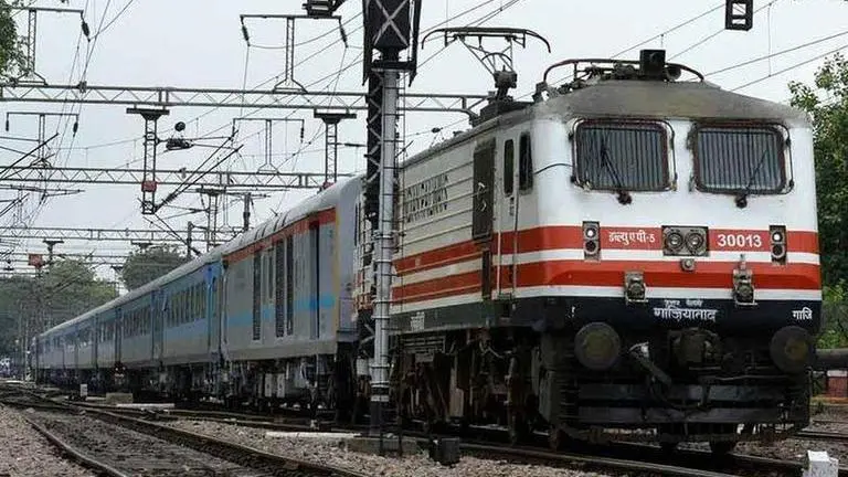 Railways to end colonial-era khalasi system, says no to fresh appointments