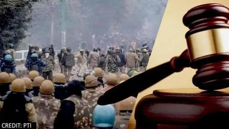 Delhi Court grants bail to one accused in the Jafrabad case during Anti-CAA protests Delhi