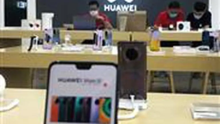 Huawei CFO's to find out if her fraud case will proceed