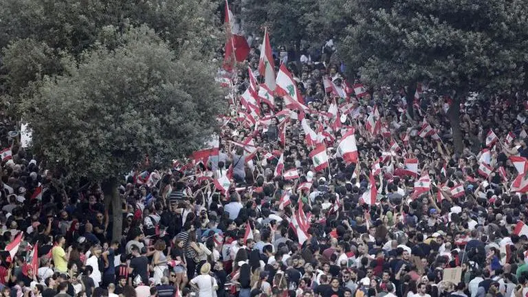 Lebanese look ahead to new year after tough 2020