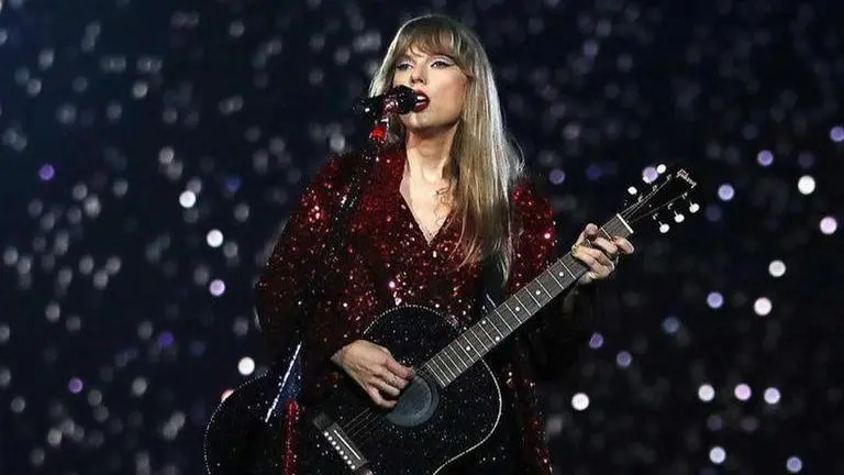 Taylor Swift surprised fans with THESE unlisted songs during The Eras Tour Taylor Swift