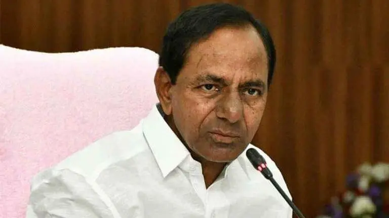 Arrange trains, buses to ensure no migrant worker walks home: KCR to officials