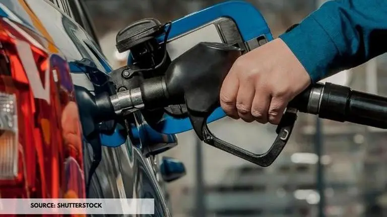 are gas stations open on christmas