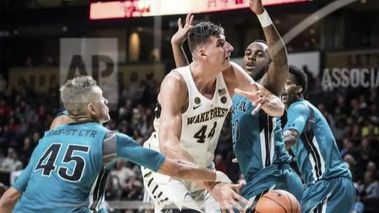 Leaders Dinos return to winning ways with 5-0 win over the Bears in the KBO Leaders Dinos return to winning ways with 5-0 win over the Bears in the KBO