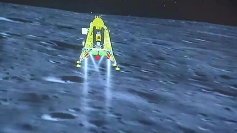 Surat resident claims he was 'designer' of Chandrayaan's lander, police launch probe