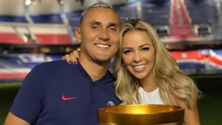 PSG star Keylor Navas wins hearts, shelters 30 Ukrainian refugees at Paris mansion PSG, Keylor Navas, Football, Russia Ukraine war, Russia Ukraine latest news, keylor navas invites Ukrainian refugees, russia-ukraine war
