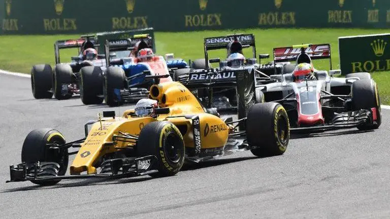 F1's Renault furlough 'vast majority' of UK staff F1