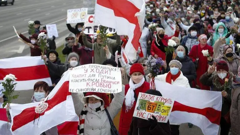 Retirees rally in Belarus against authoritarian president