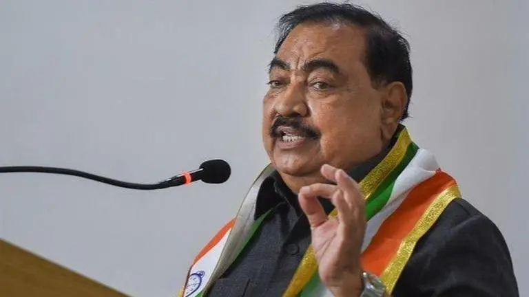 Maha MLC polls: NCP nominee Eknath Khadse meets BVA's Hitendra Thakur, seeks support for MVA