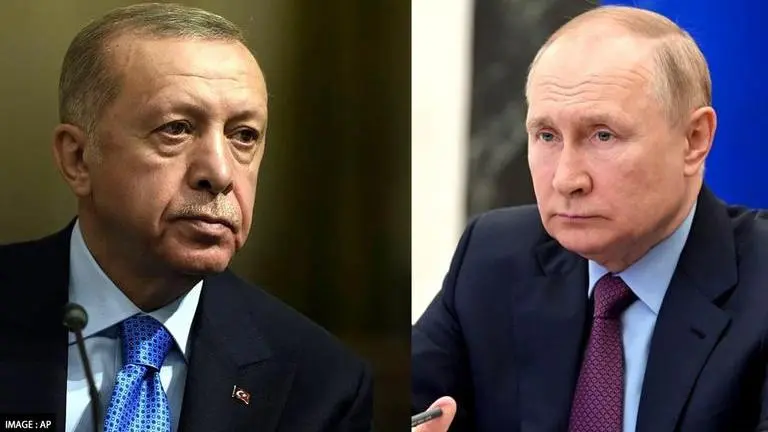 Putin & Erdogan discuss trade as Turkey agrees to pay in rubles for part of Russian gas Russia