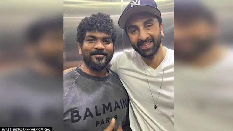 Vignesh Shivan shares his fanboy moment with Ranbir Kapoor, calls him 'iconic actor' Vignesh Shivan, Ranbir Kapoor