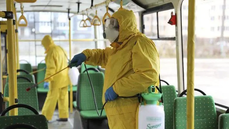 Spain villagers make their own virus face masks