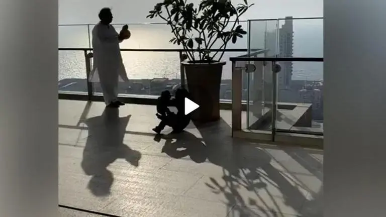 WATCH: Mukesh Ambani gives shoutout to warriors of COVID-19 fight from his residence WATCH: Mukesh Ambani gives shoutout to warriors of COVID-19 fight from his residence