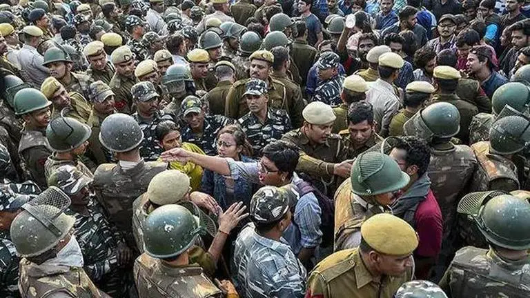 JNU forms high-level committee even as HRD ministry's committee report due JNU