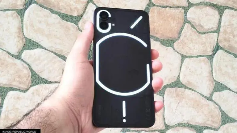 Nothing Phone (1) to get Android 13 update by the first half of 2023 Nothing Phone (1) to get Android 13 update by the first half of 2023