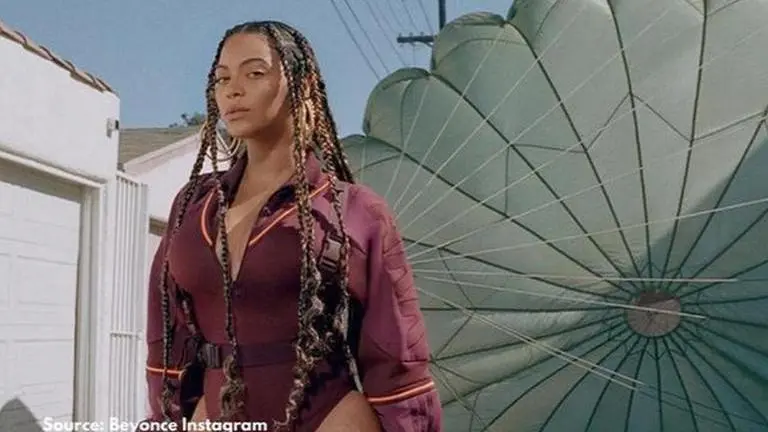 Beyonce's collage pictures that have over million views on Instagram Beyonce