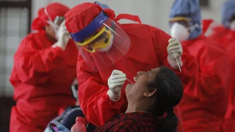 Sri Lanka orders closure of bars and restaurants after surge in COVID-19 cases COVID-19: Sri Lanka orders closure of bars and restaurants