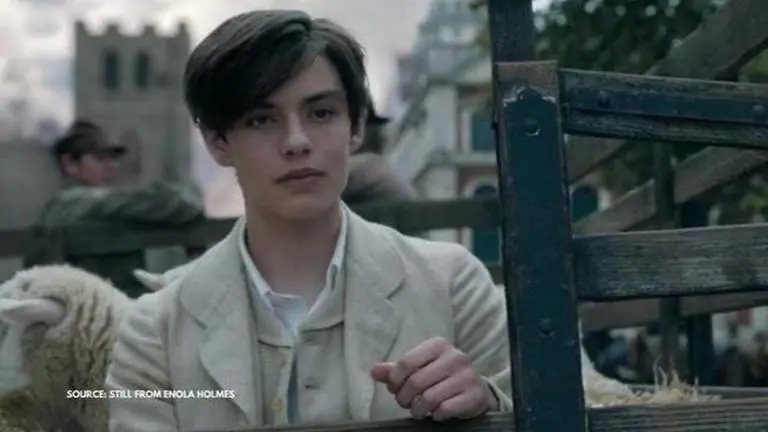 Who plays Lord Tewkesbury in 'Enola Holmes'? Know everything about Louis Partridge here enola holmes' louis partridge
