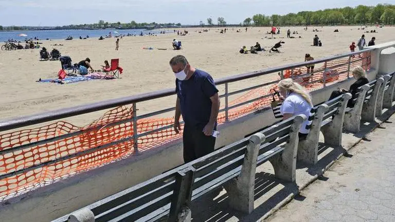 What a weekend: Cuomo lifts ban on groups; NYC beaches open
