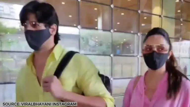 Kiara Advani and Sidharth Malhotra return from Maldives, spotted together at airport kiara advani