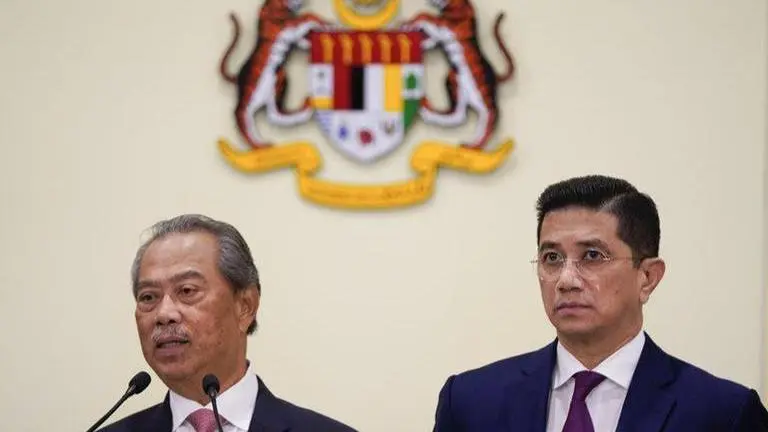 Malaysia PM says Cabinet to declare assets in anti-graft bid Malaysia PM says Cabinet to declare assets in anti-graft bid