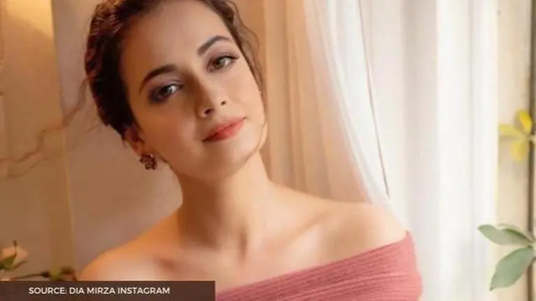 dia mirza