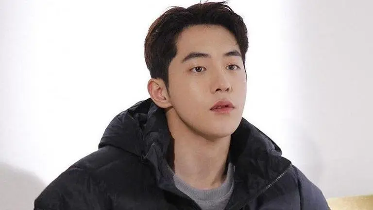 Nam Joo Hyuk, School bullying