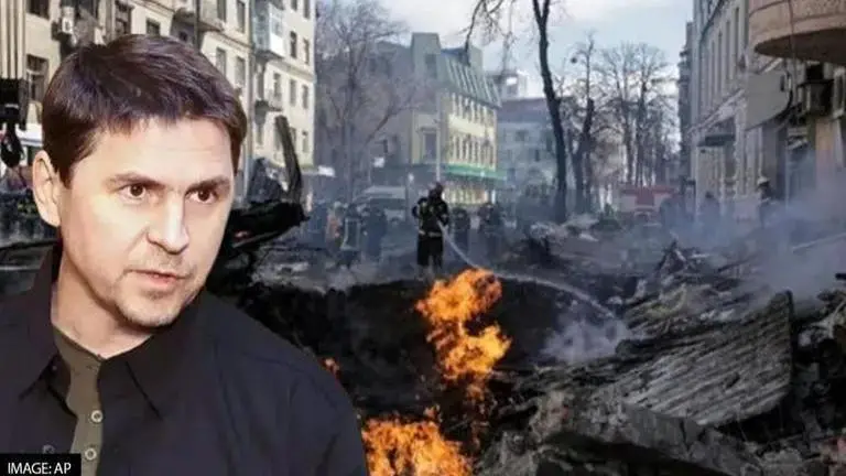 Zelenskyy's adviser says Russia-Ukraine war has entered new phase & could last 6 months Zelenskyy