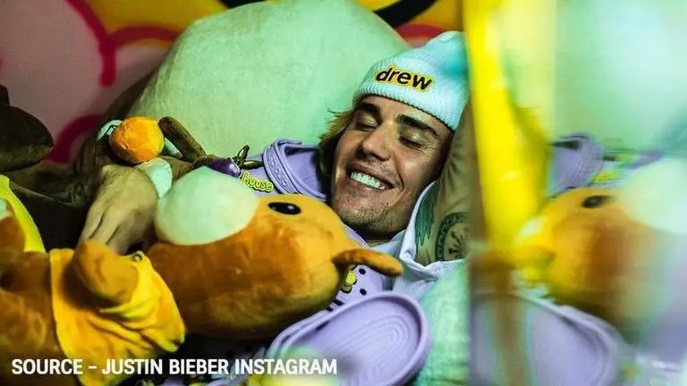 Justin Bieber is obsessed with soft toys and here's all the proof you need! Justin Bieber