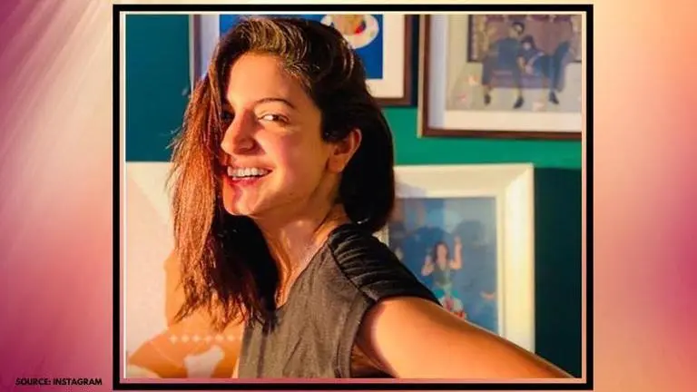 Anushka Sharma glows in sun-kissed pic; says 'I know all sunlight spots of my home' anushka sharma